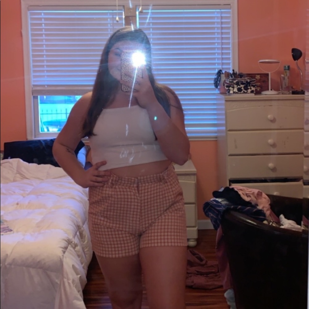 Pink & white plaid shorts !